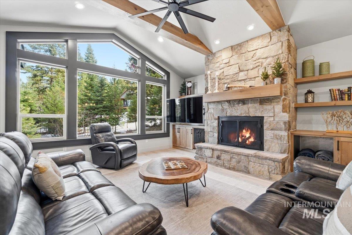 1325 Majestic View Drive