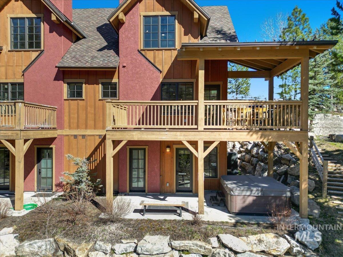 67 Golden Bar Ct