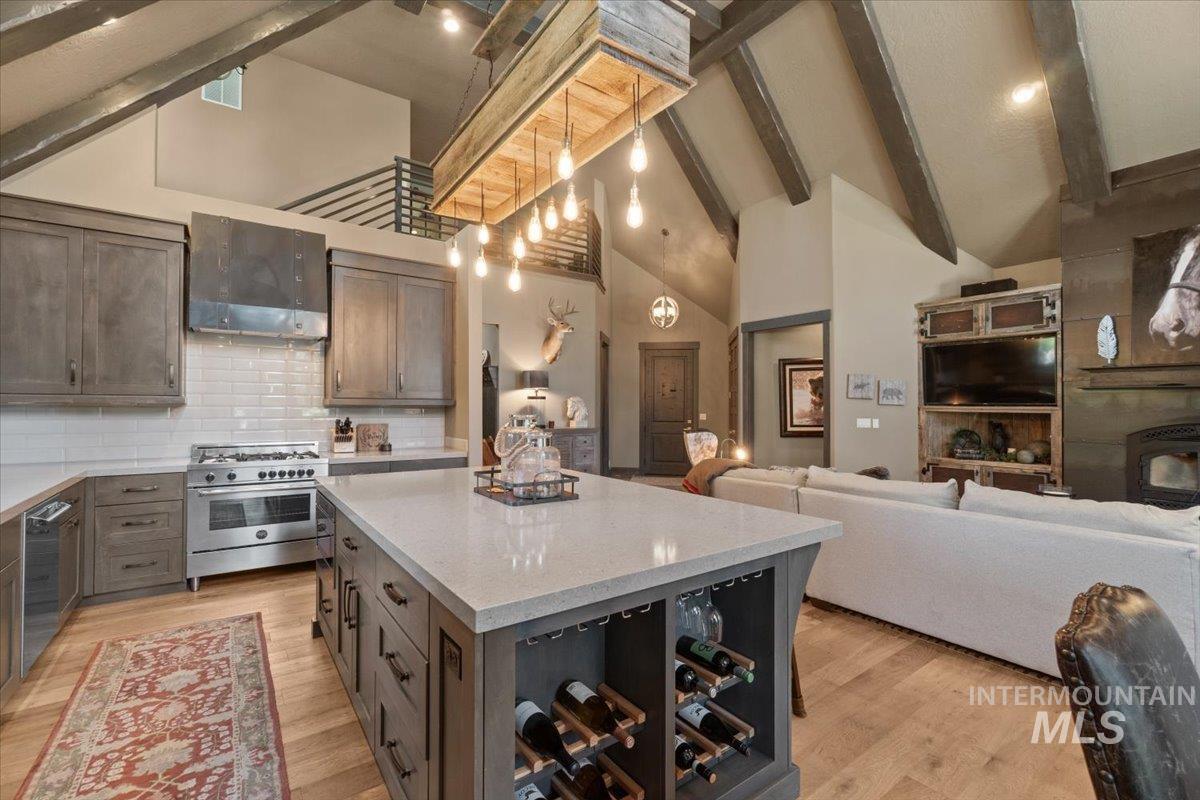 1014 Violet Way