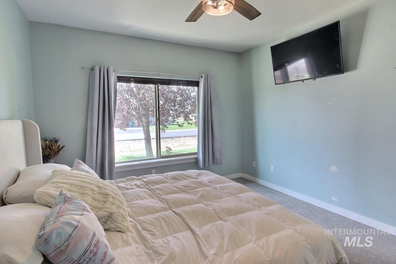 26 Buckskin Drive