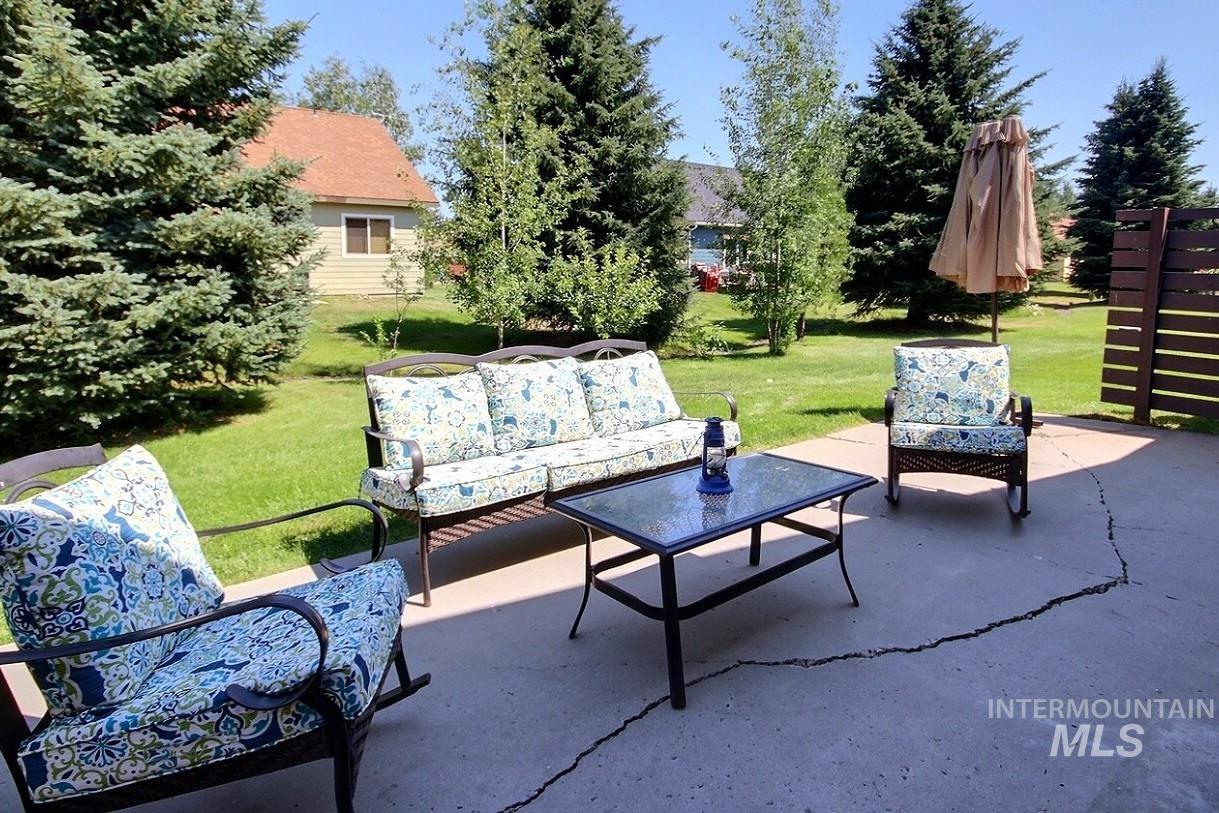 26 Buckskin Drive