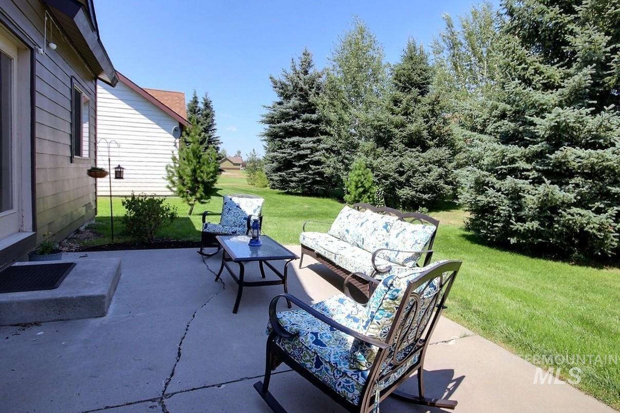 26 Buckskin Drive