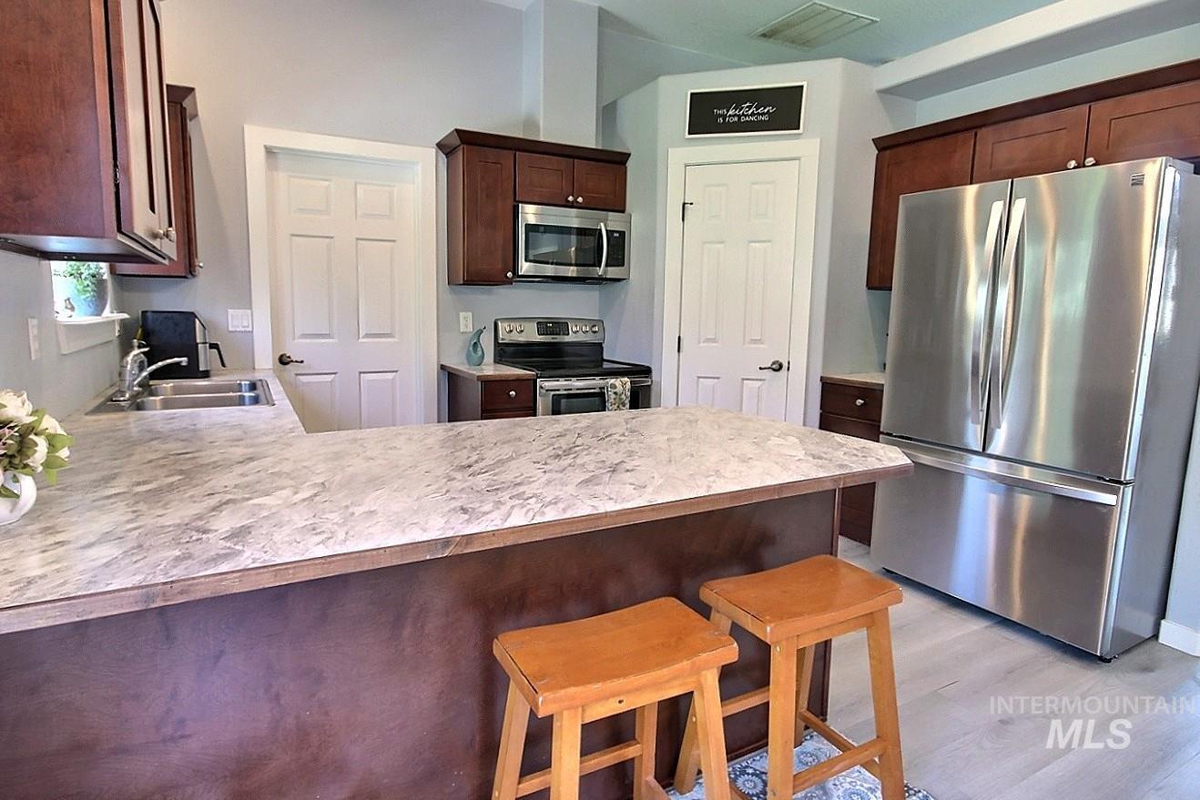 26 Buckskin Drive