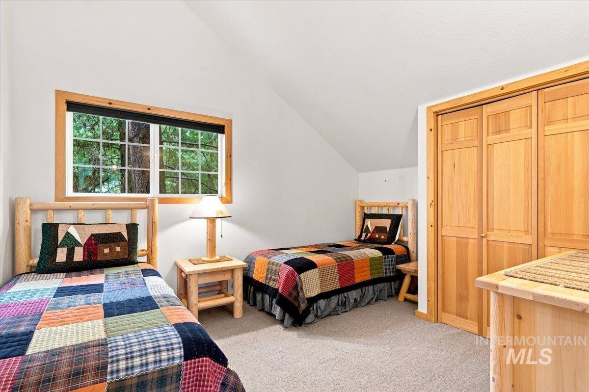 1571 Warren Wagon Road