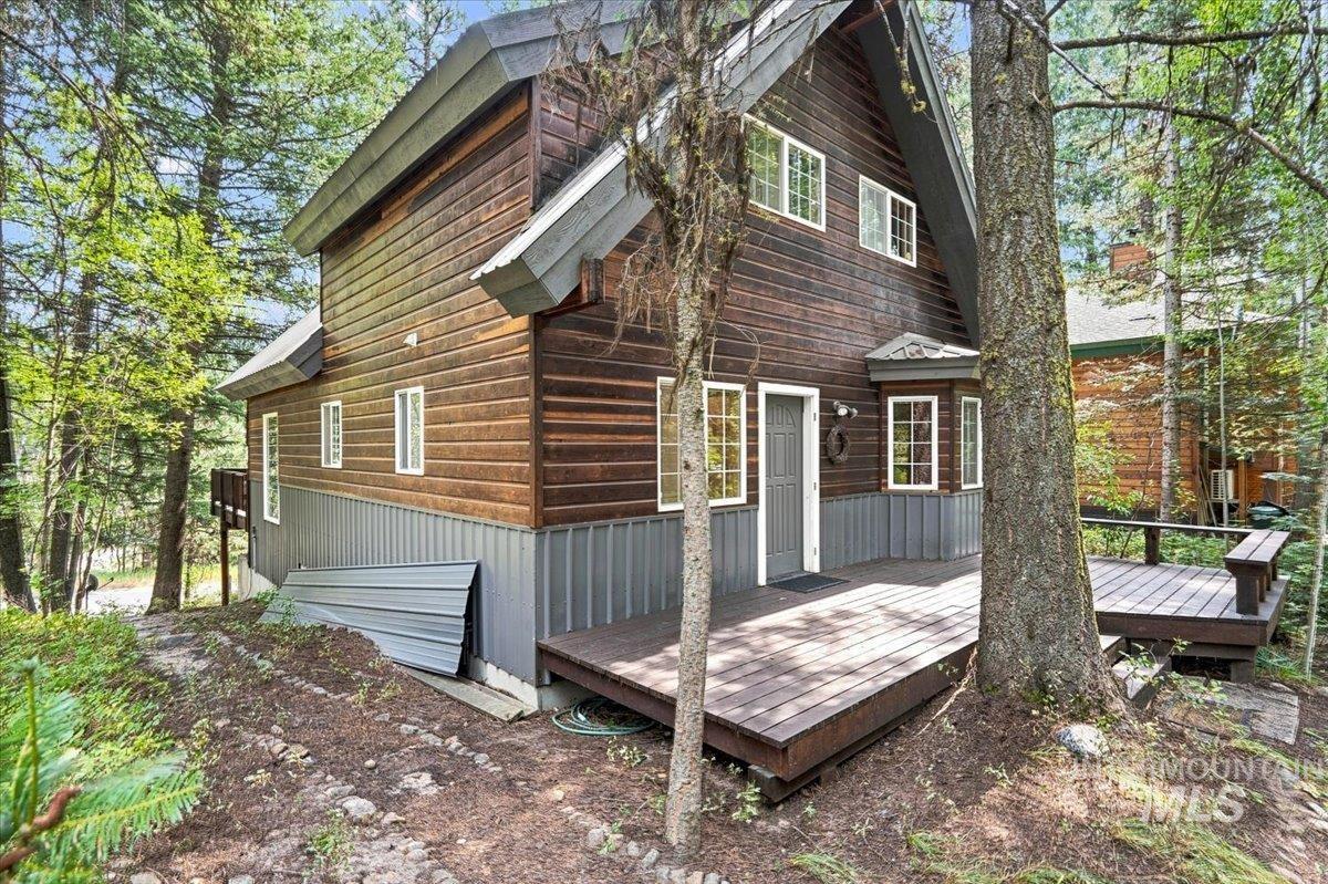 1571 Warren Wagon Road