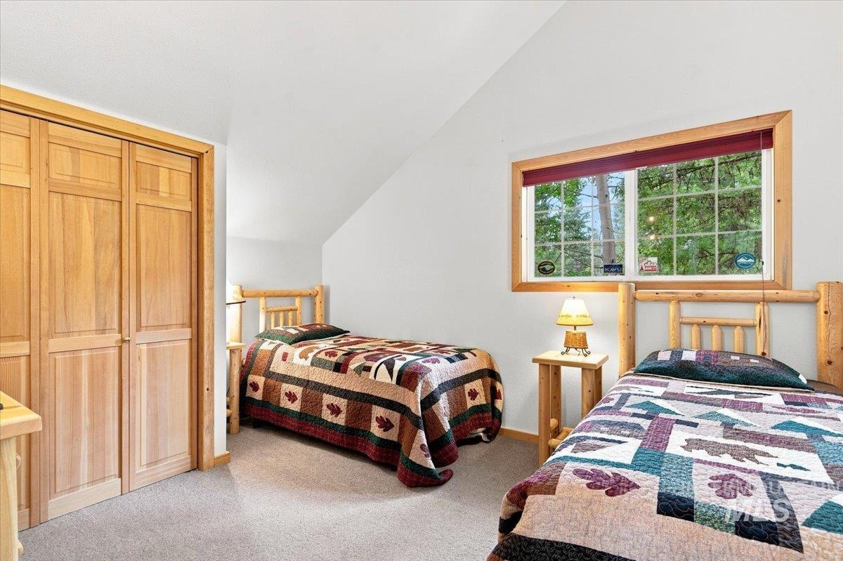 1571 Warren Wagon Road