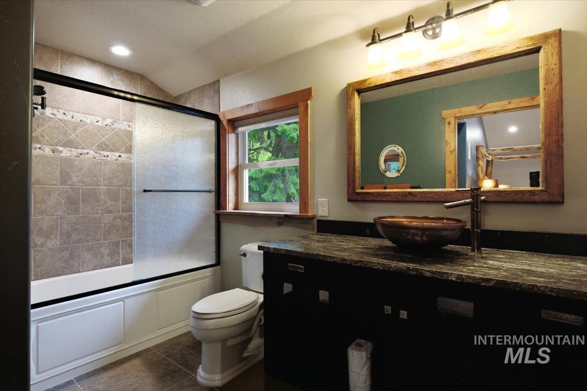 1029 Cee Way Loop