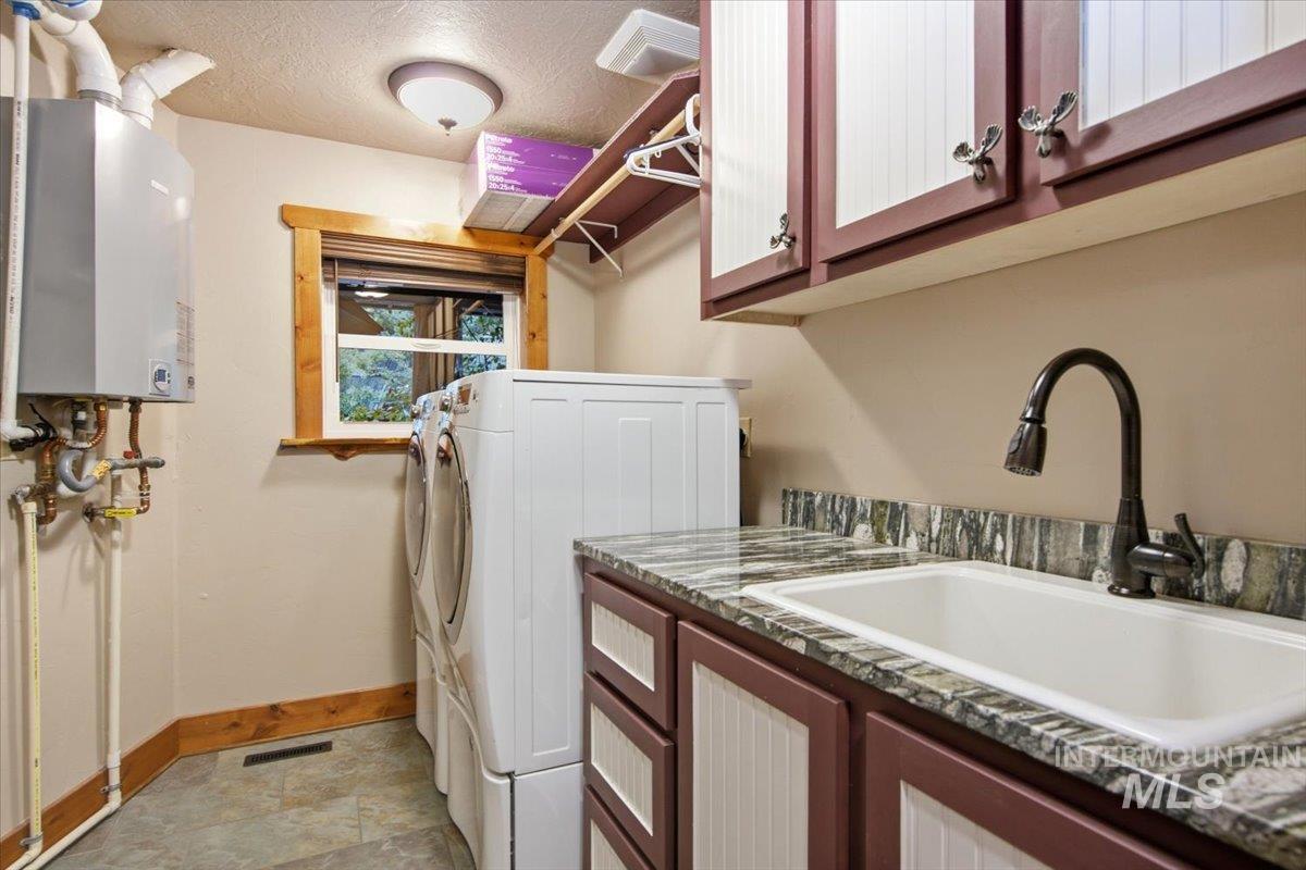1029 Cee Way Loop