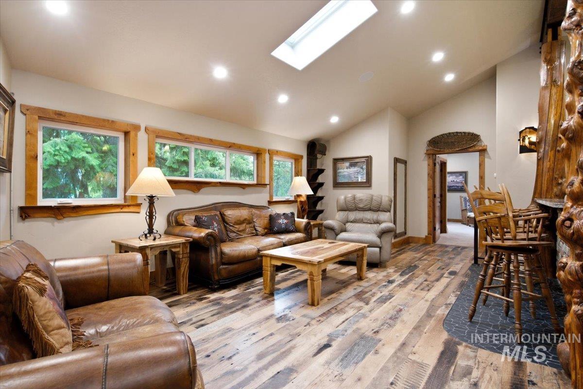 1029 Cee Way Loop