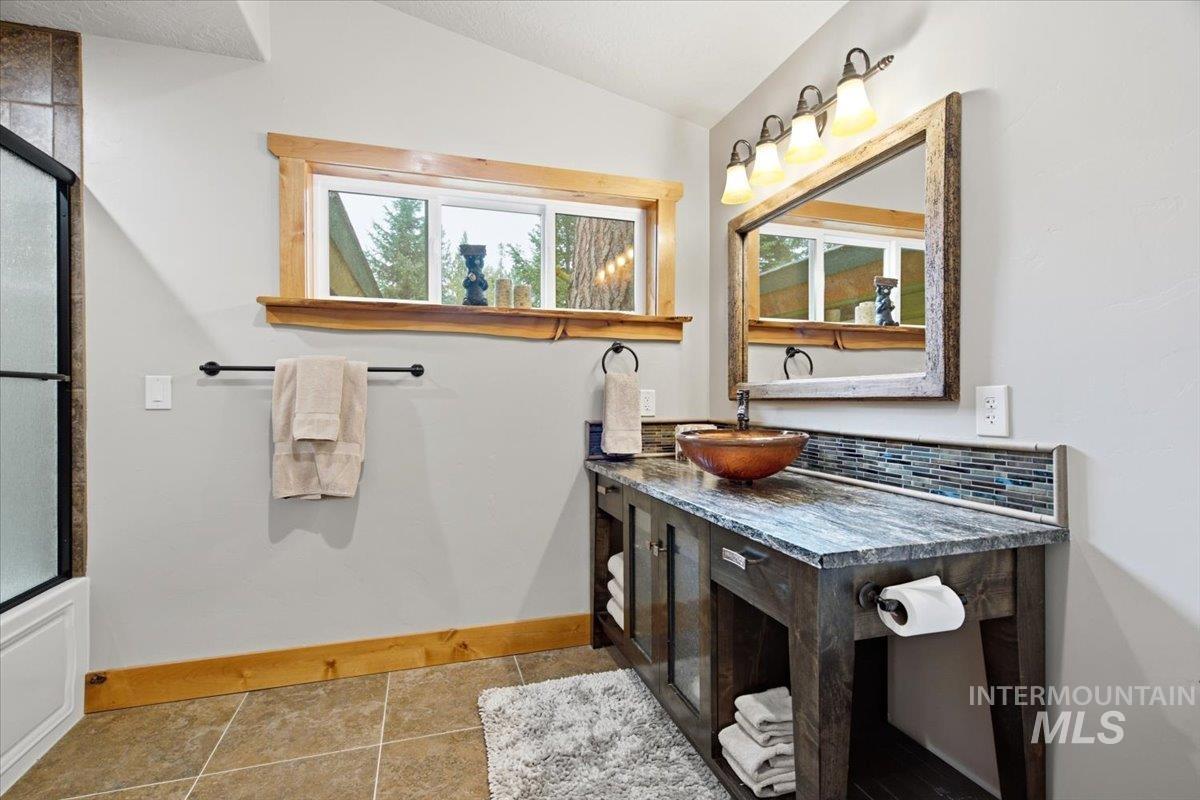 1029 Cee Way Loop