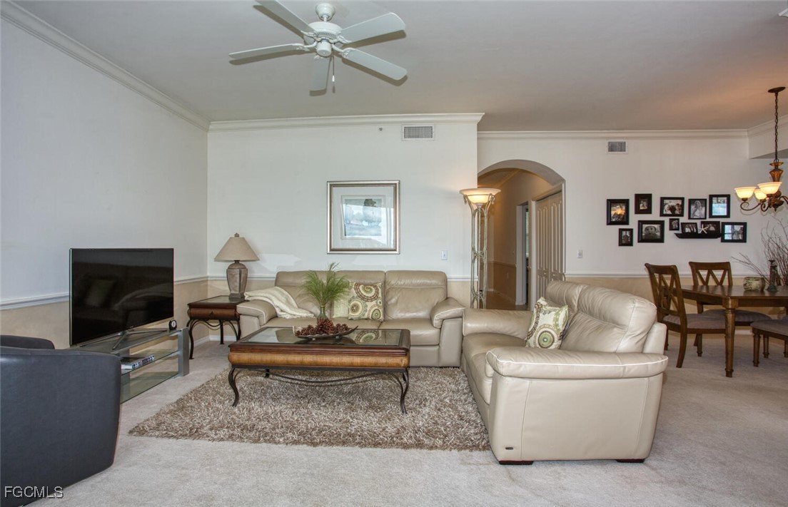 10480 Washingtonia Palm WAY 1126