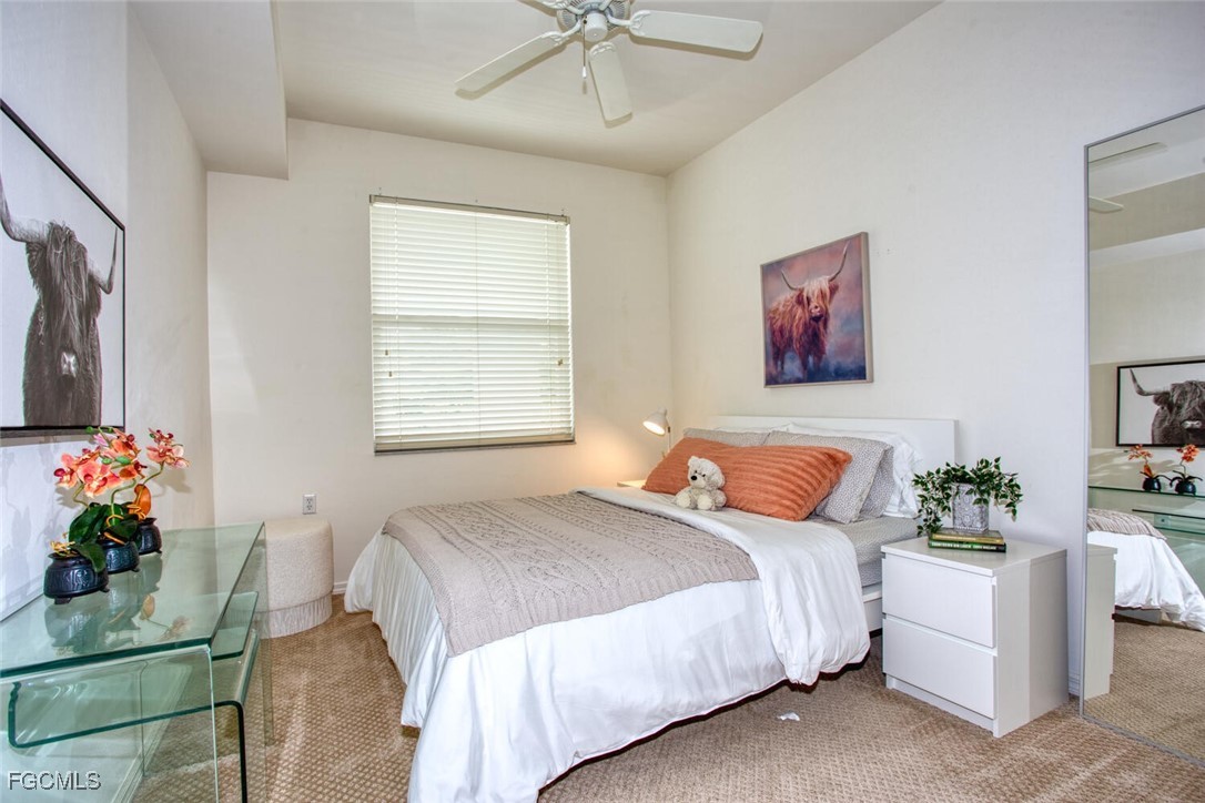 10480 Washingtonia Palm WAY 1126