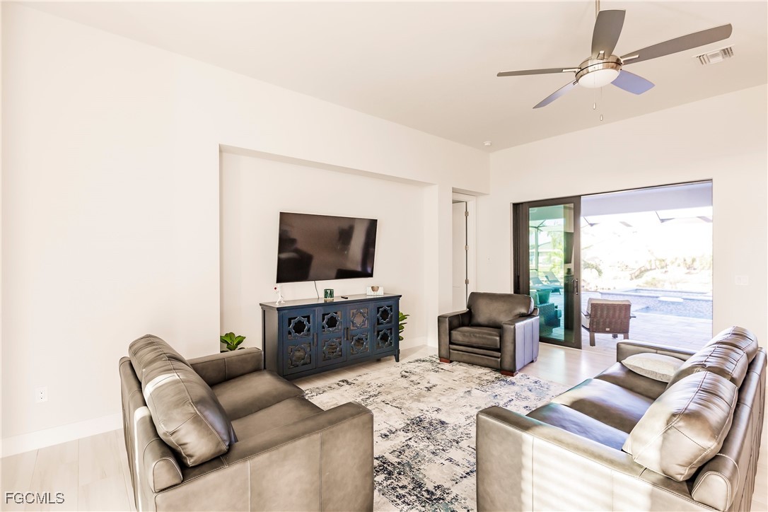 4130 SW 21st PL