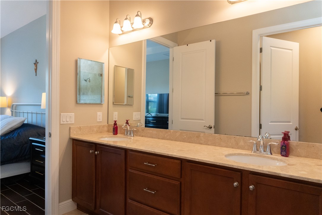 11518 Golden Oak TER