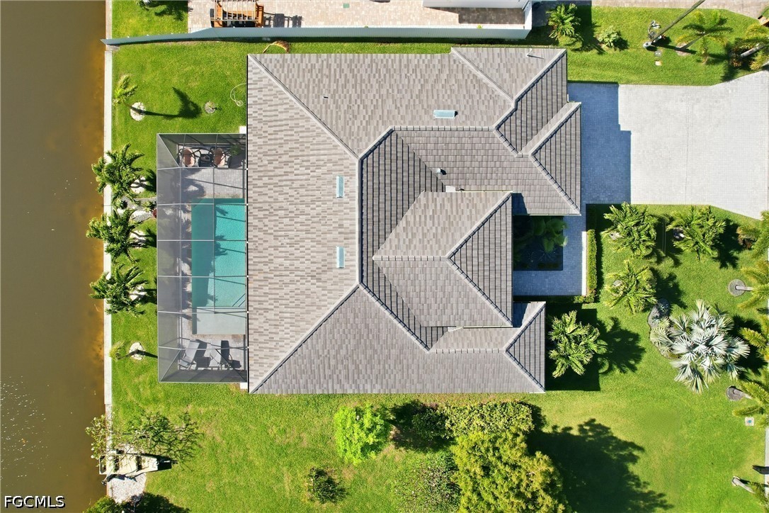 3325 SW 8th CT