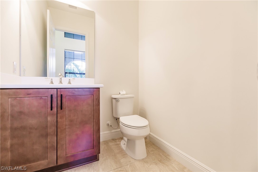 10058 Avalon Lake CIR
