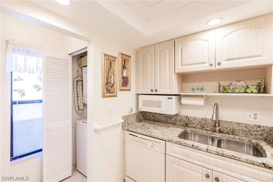 3907 SW 9th AVE 112