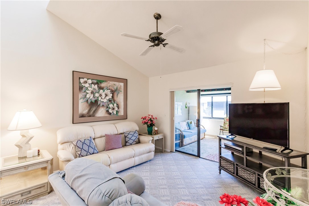 3907 SW 9th AVE 112