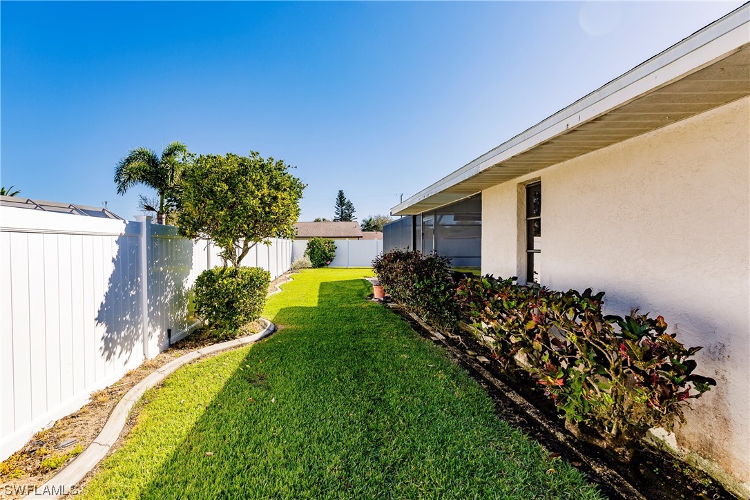 2515 SE 25th AVE