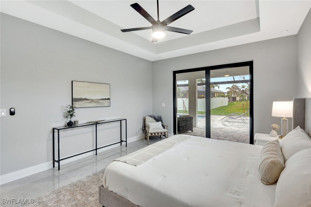 2702 SW 21st PL