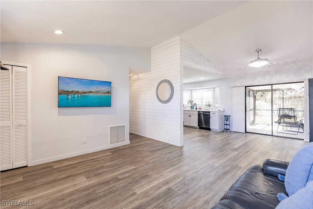 226 NE 22nd AVE