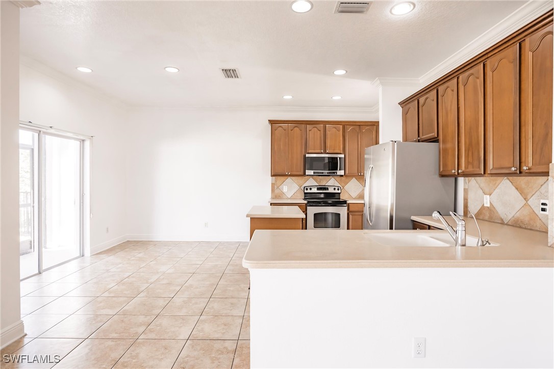 9381 Via San Giovani ST