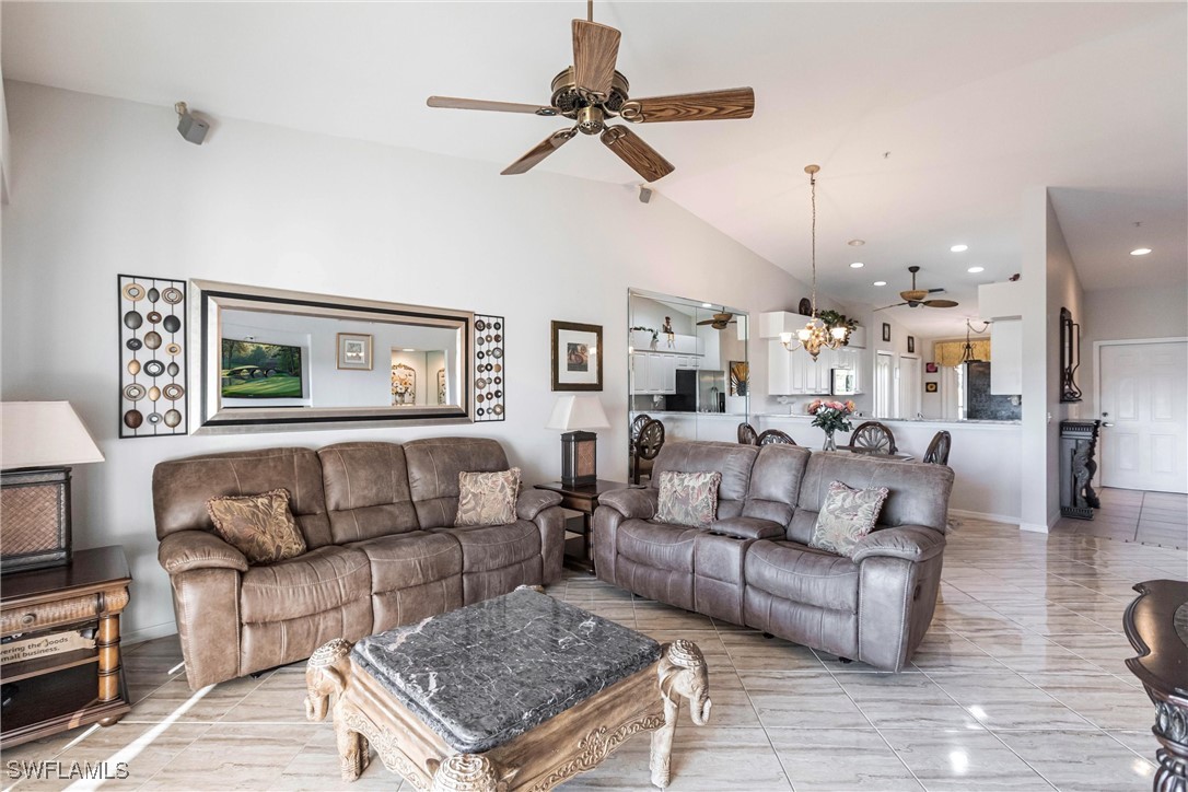 10210 Washingtonia Palm WAY 1723