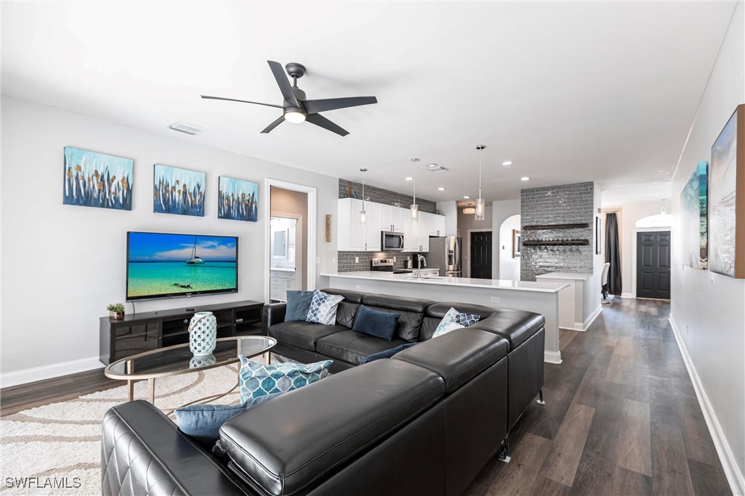 11144 Lakeland CIR