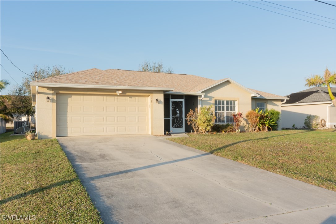323 NW 10th ST