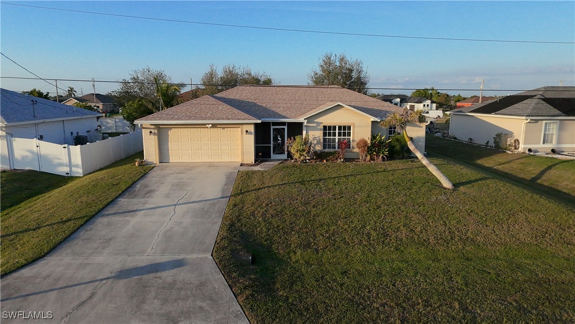 323 NW 10th ST