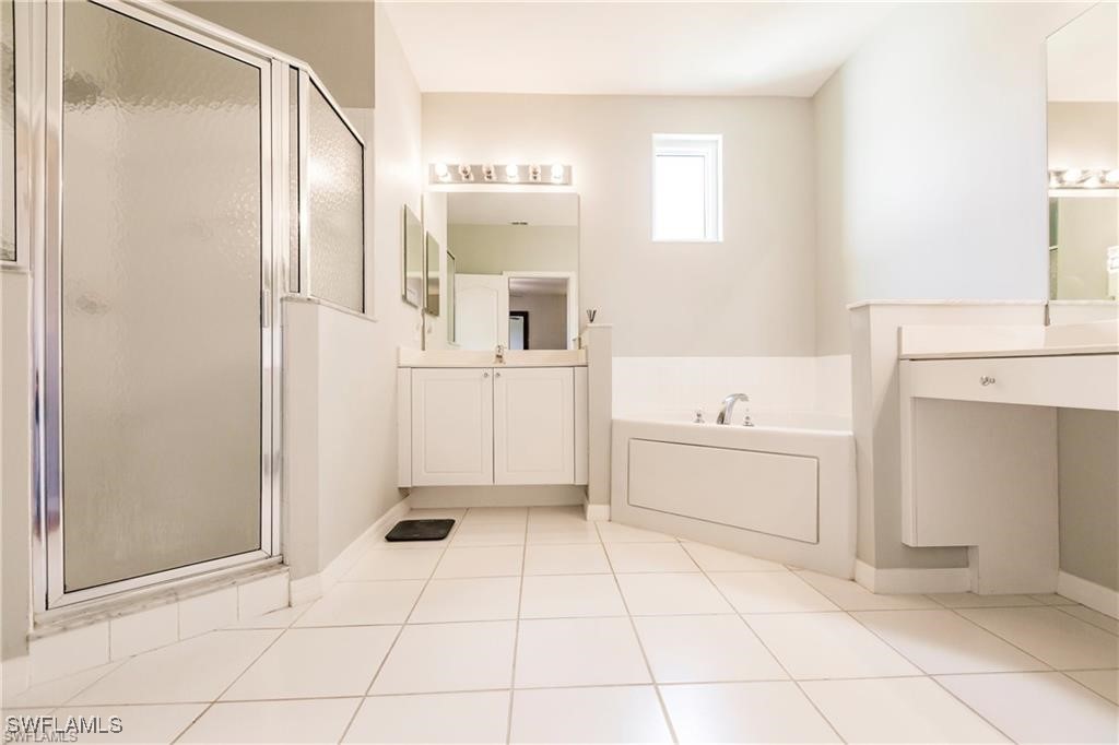 2564 Keystone Lake DR