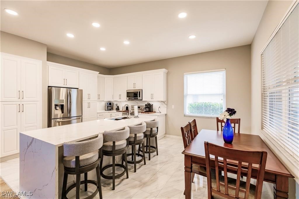 2564 Keystone Lake DR