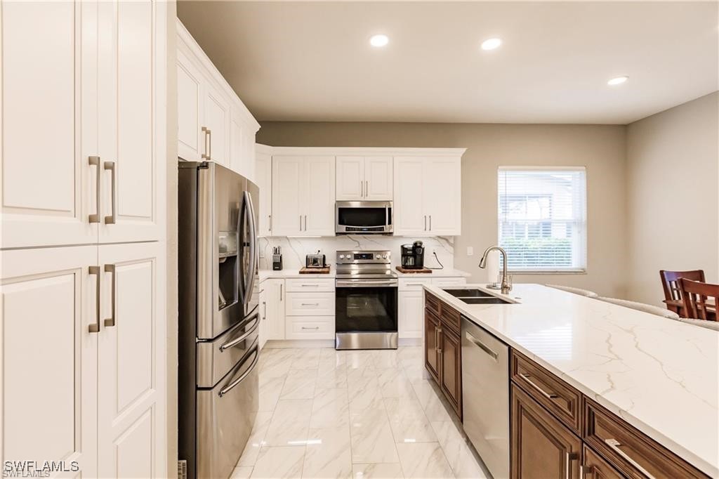 2564 Keystone Lake DR