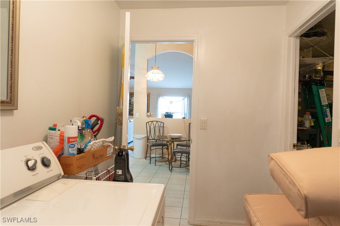 203 SW 10th PL