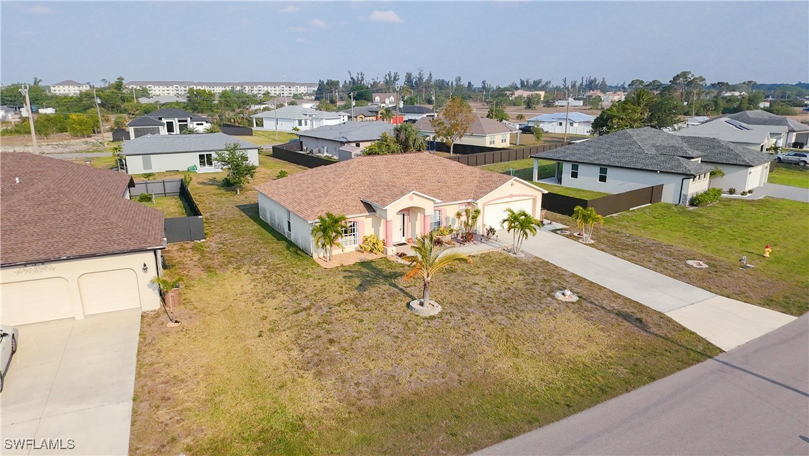 203 SW 10th PL