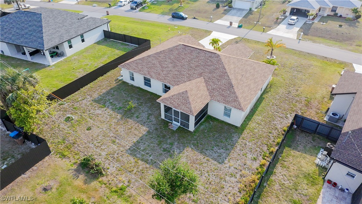 203 SW 10th PL