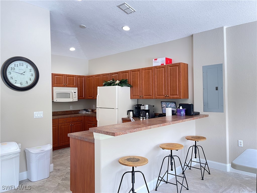 6112 Mandalay CIR 67
