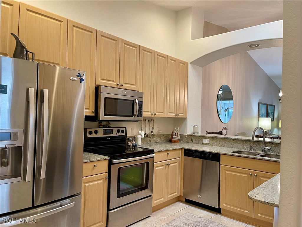 6112 Mandalay CIR 67