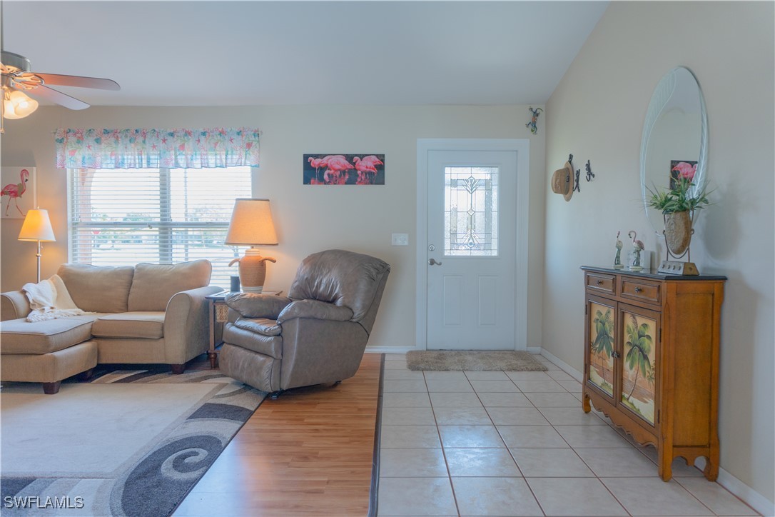 401 SW 43rd TER