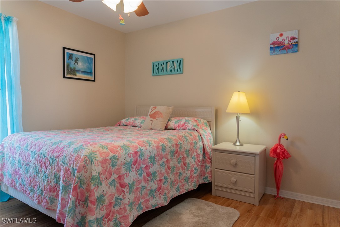 401 SW 43rd TER