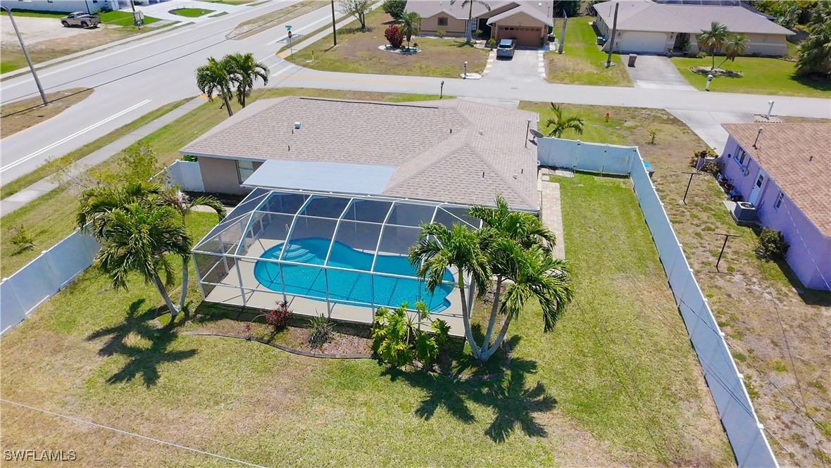 401 SW 43rd TER