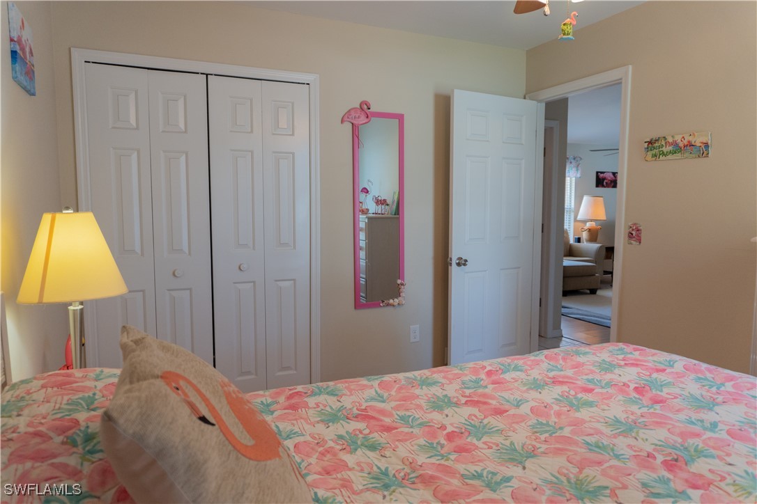 401 SW 43rd TER