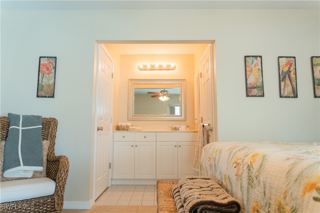 401 SW 43rd TER