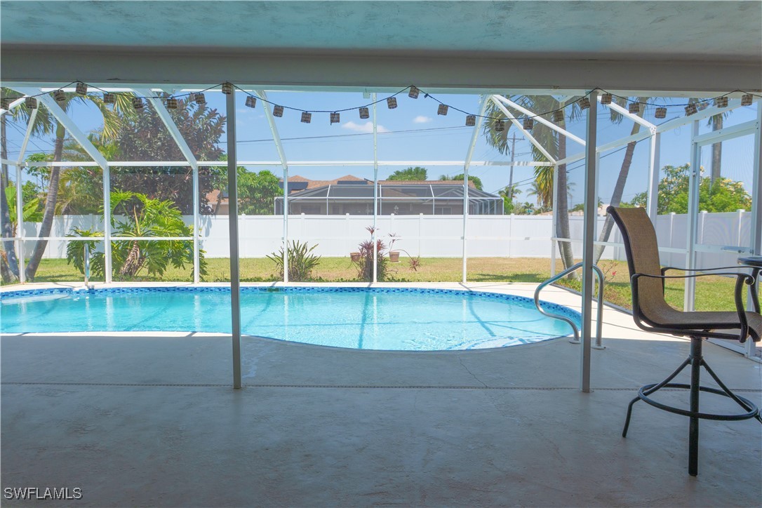 401 SW 43rd TER