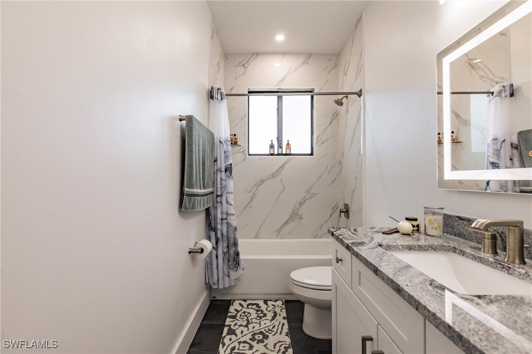 4113 NW 36th TER