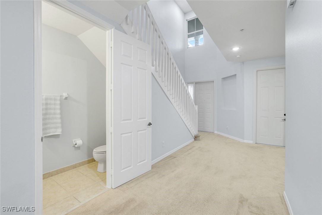 1370 Mariposa CIR 102