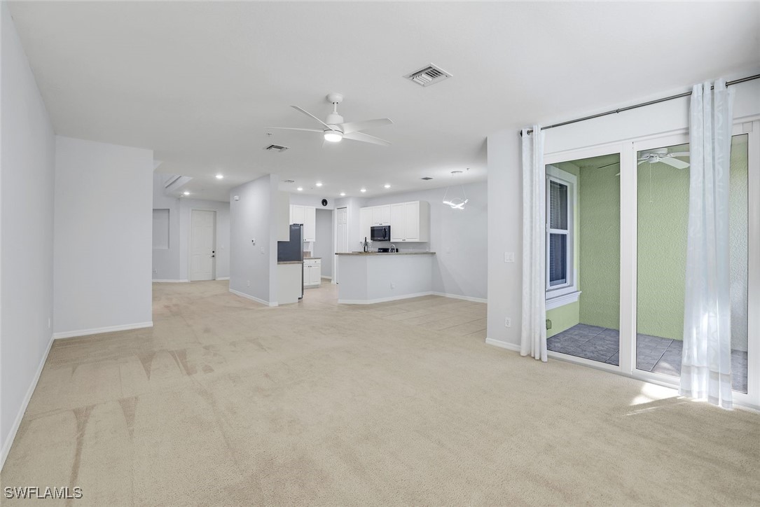 1370 Mariposa CIR 102