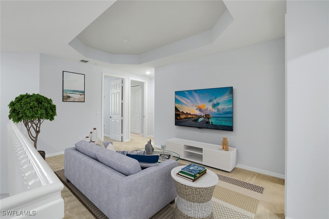 1370 Mariposa CIR 102