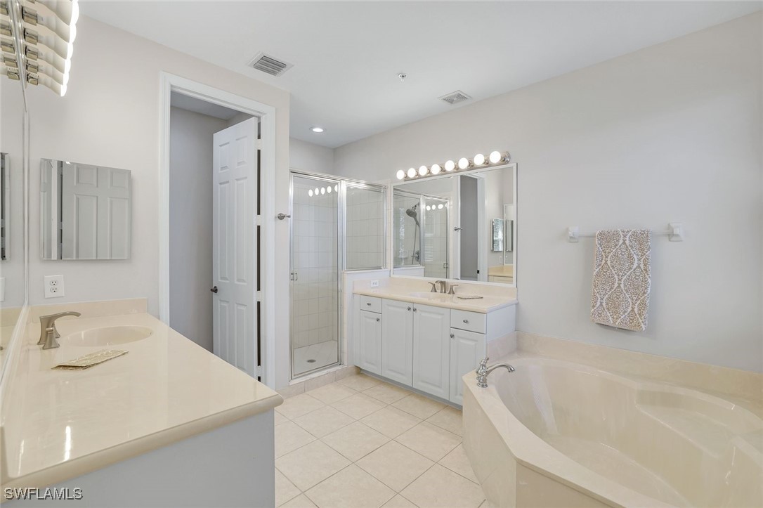 1370 Mariposa CIR 102