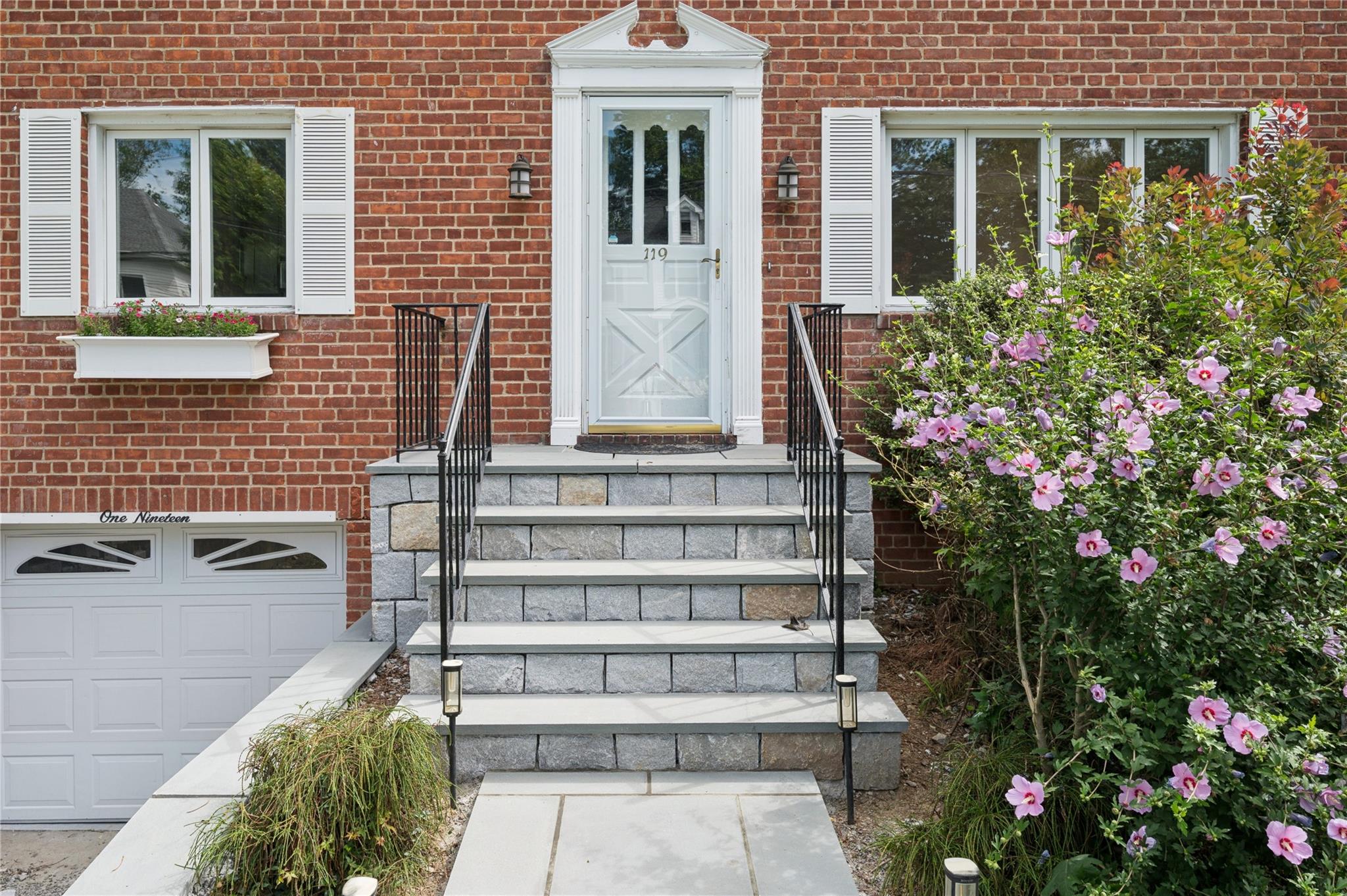 119 Soundview Avenue